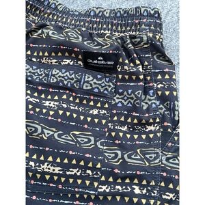 Quiksilver  Shorts Men Small Taxer Printed‎ Amphibian 19"Boardshorts
